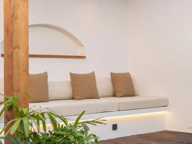 Villa Luna - By Yolla Hospitality